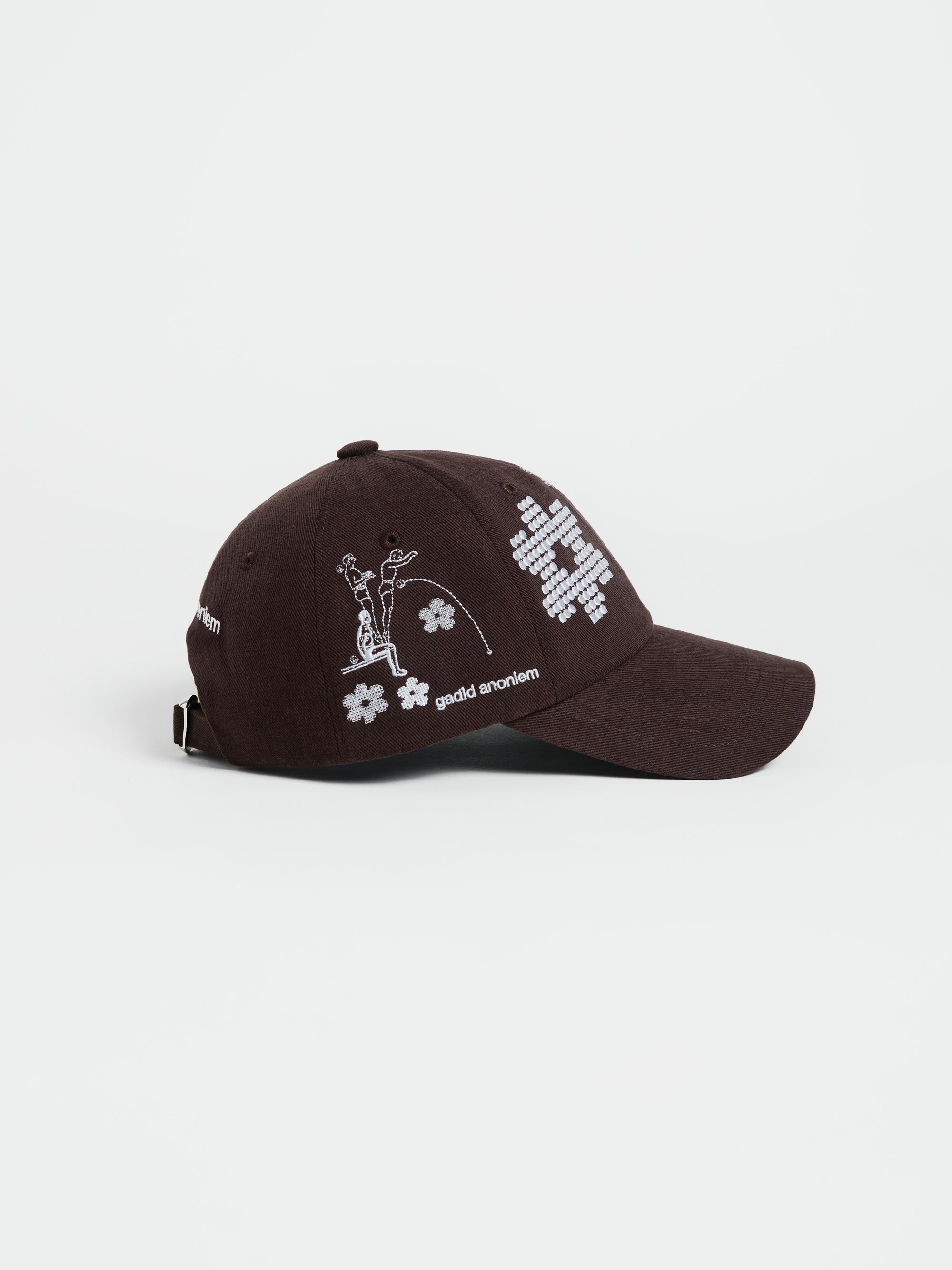 color:BROWN