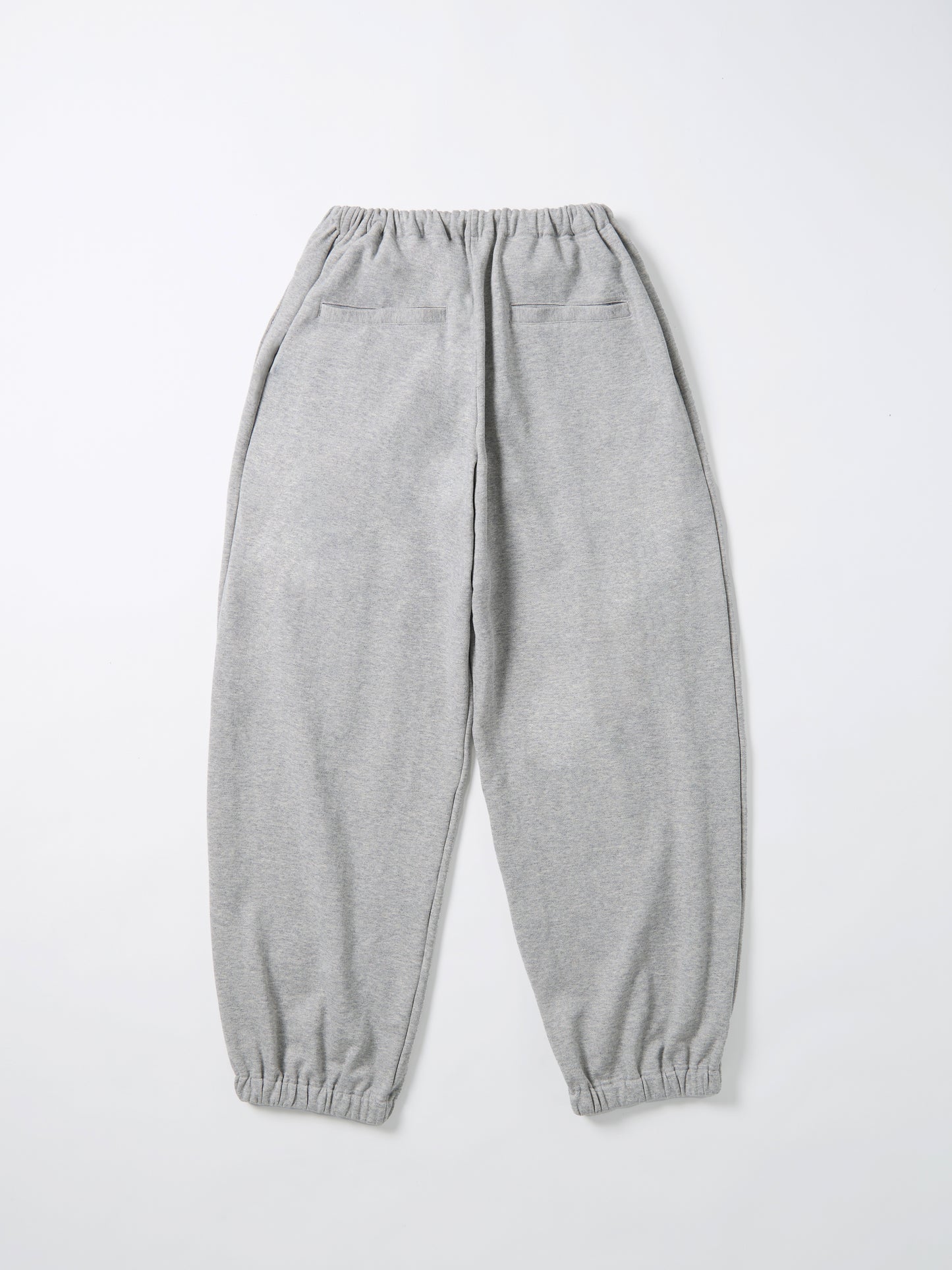 color:GREY