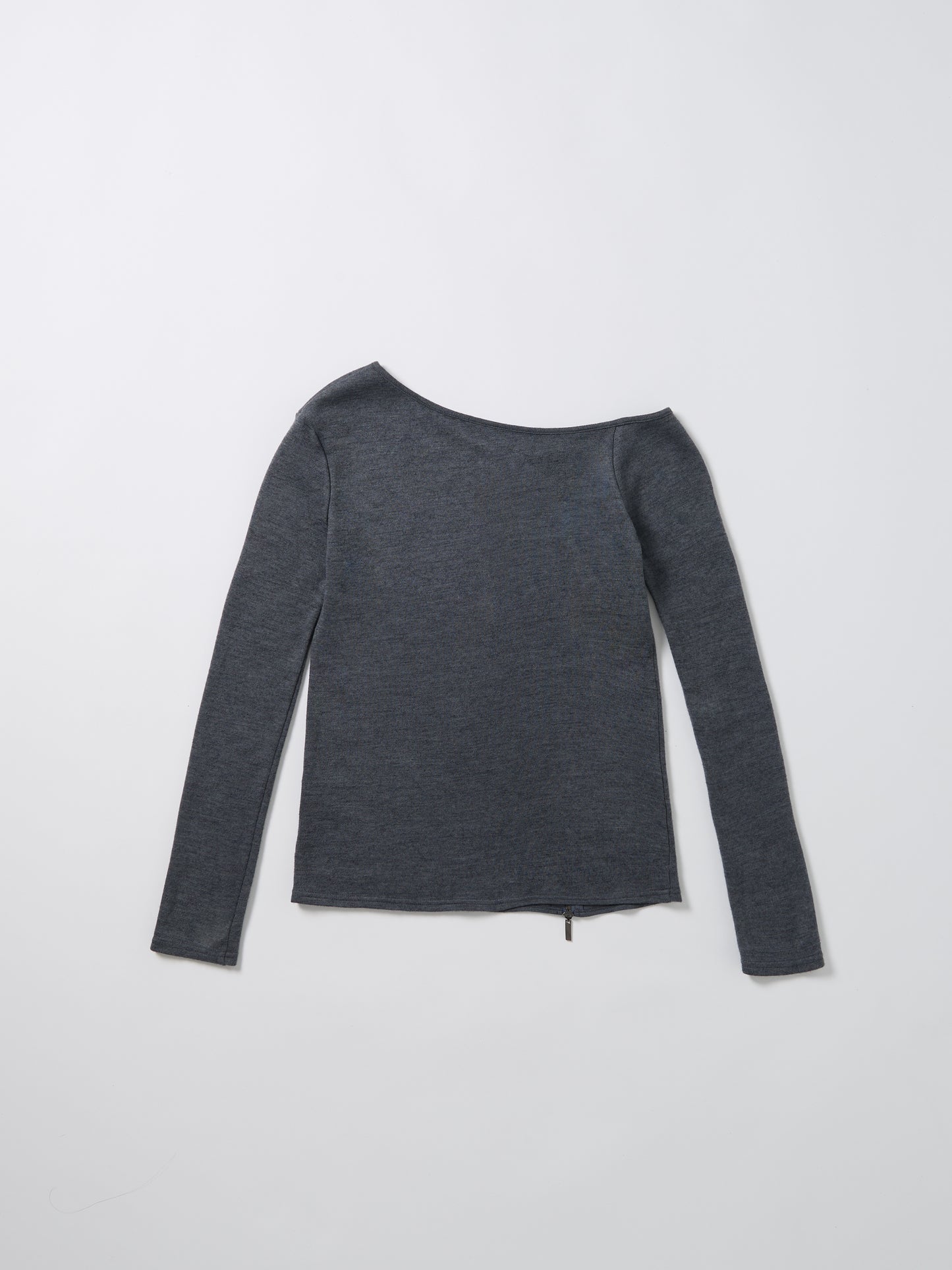 color:GREY