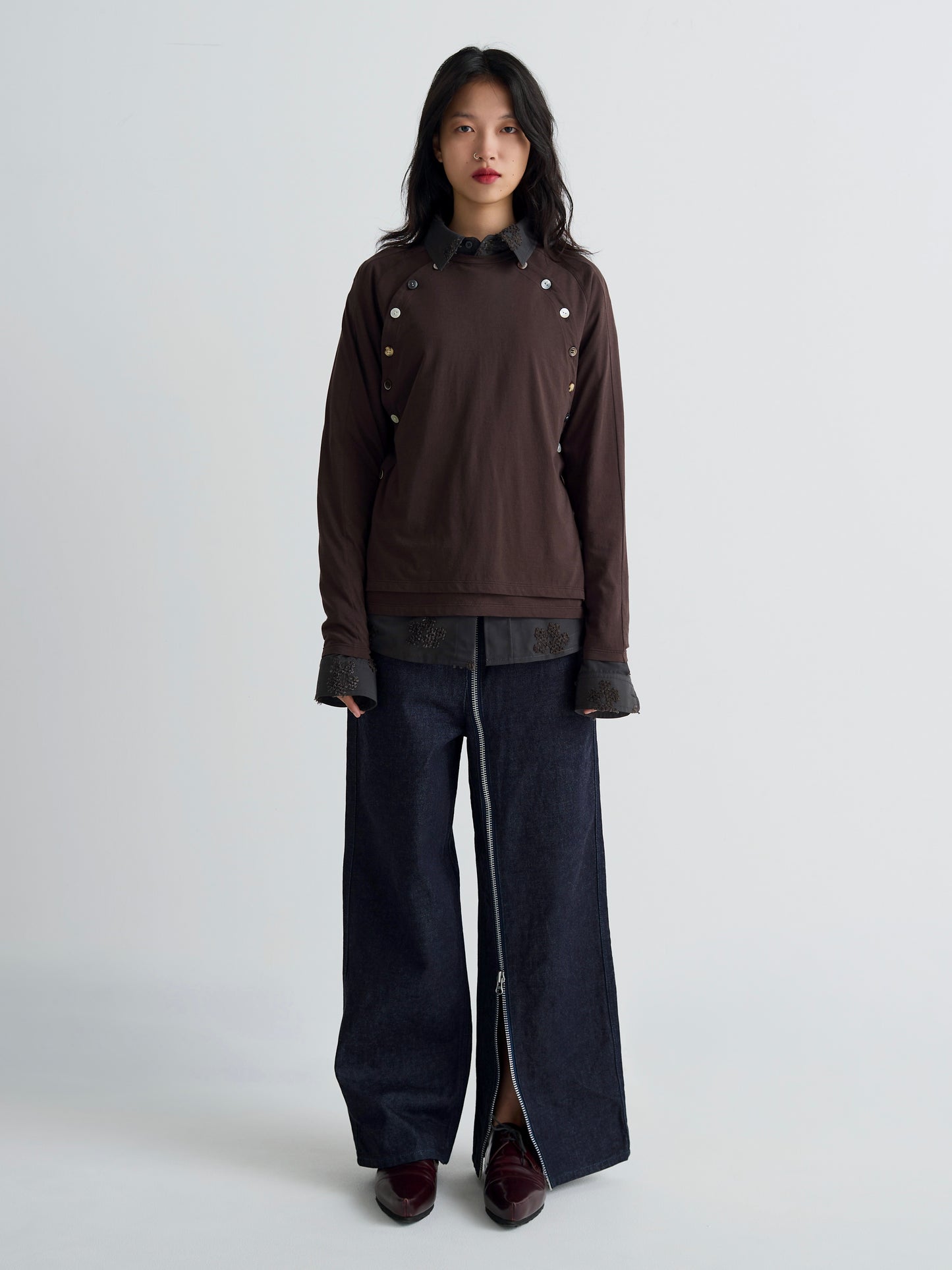 color:BROWN