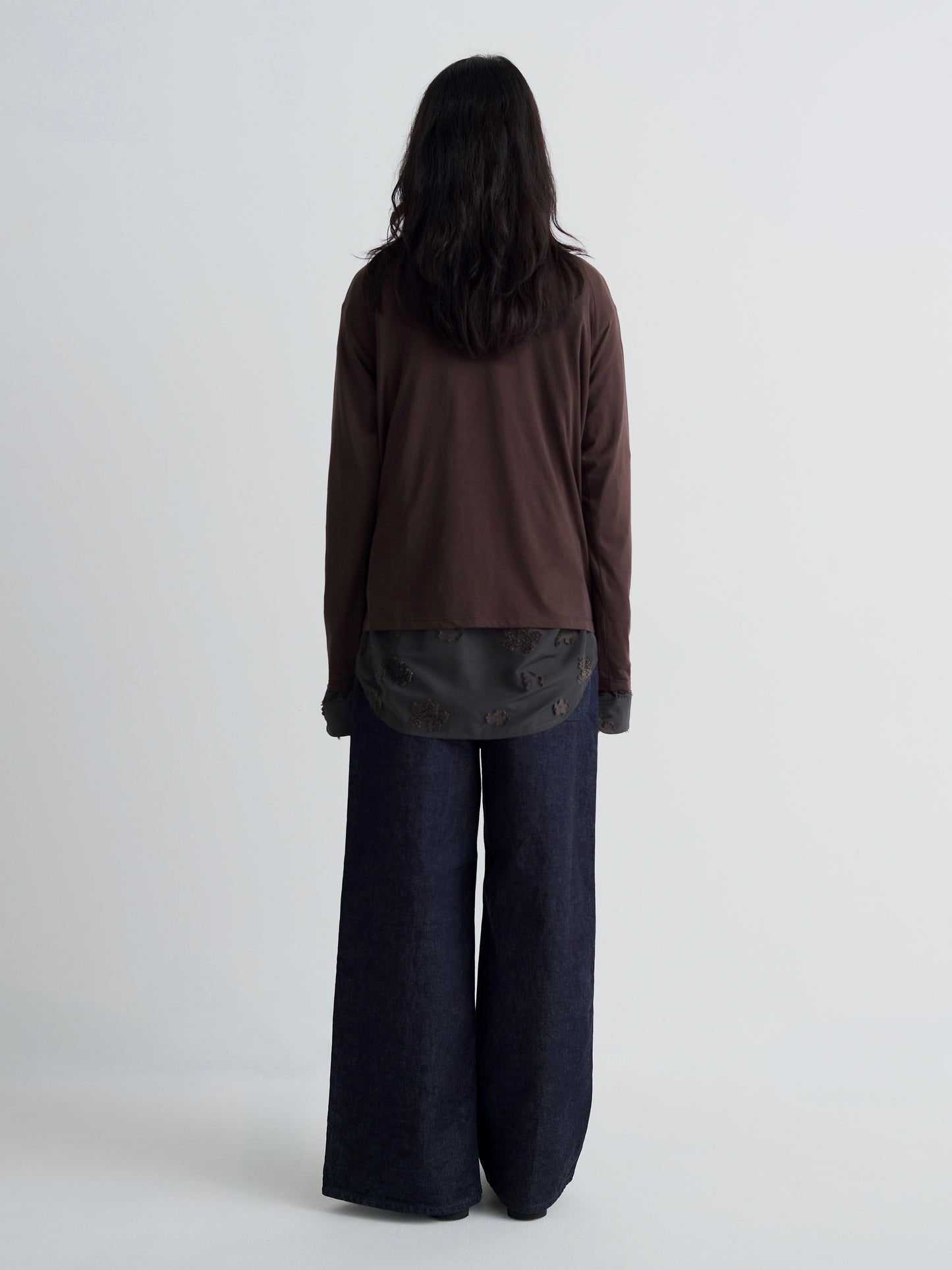 color:BROWN
