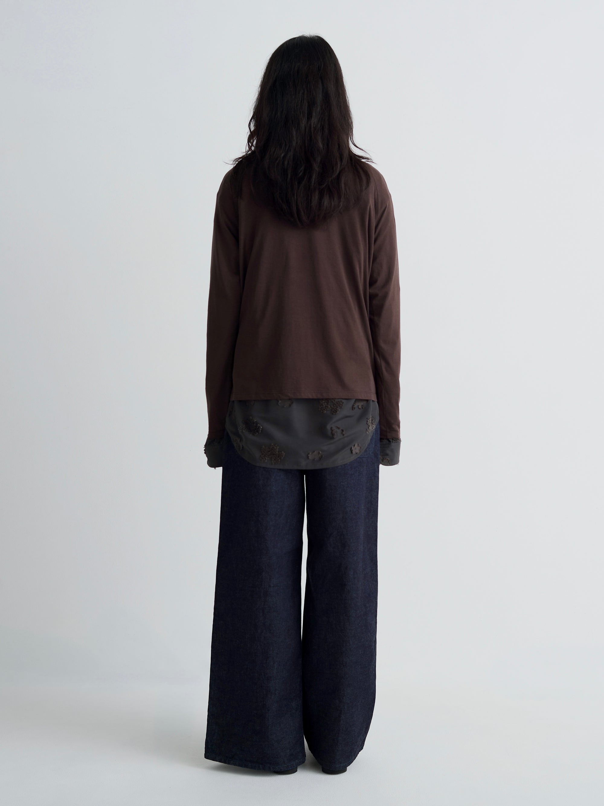 color:BROWN