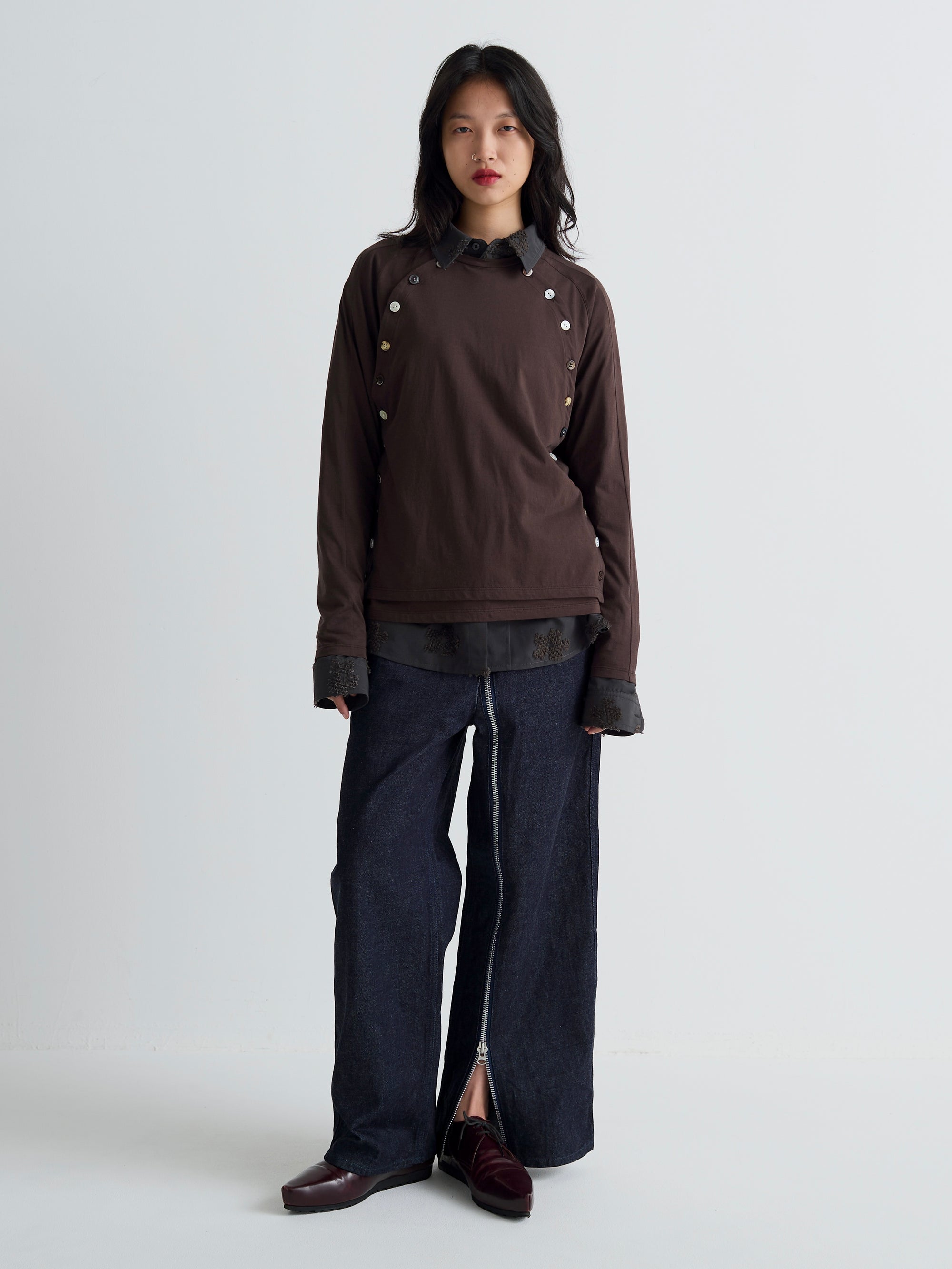 color:BROWN