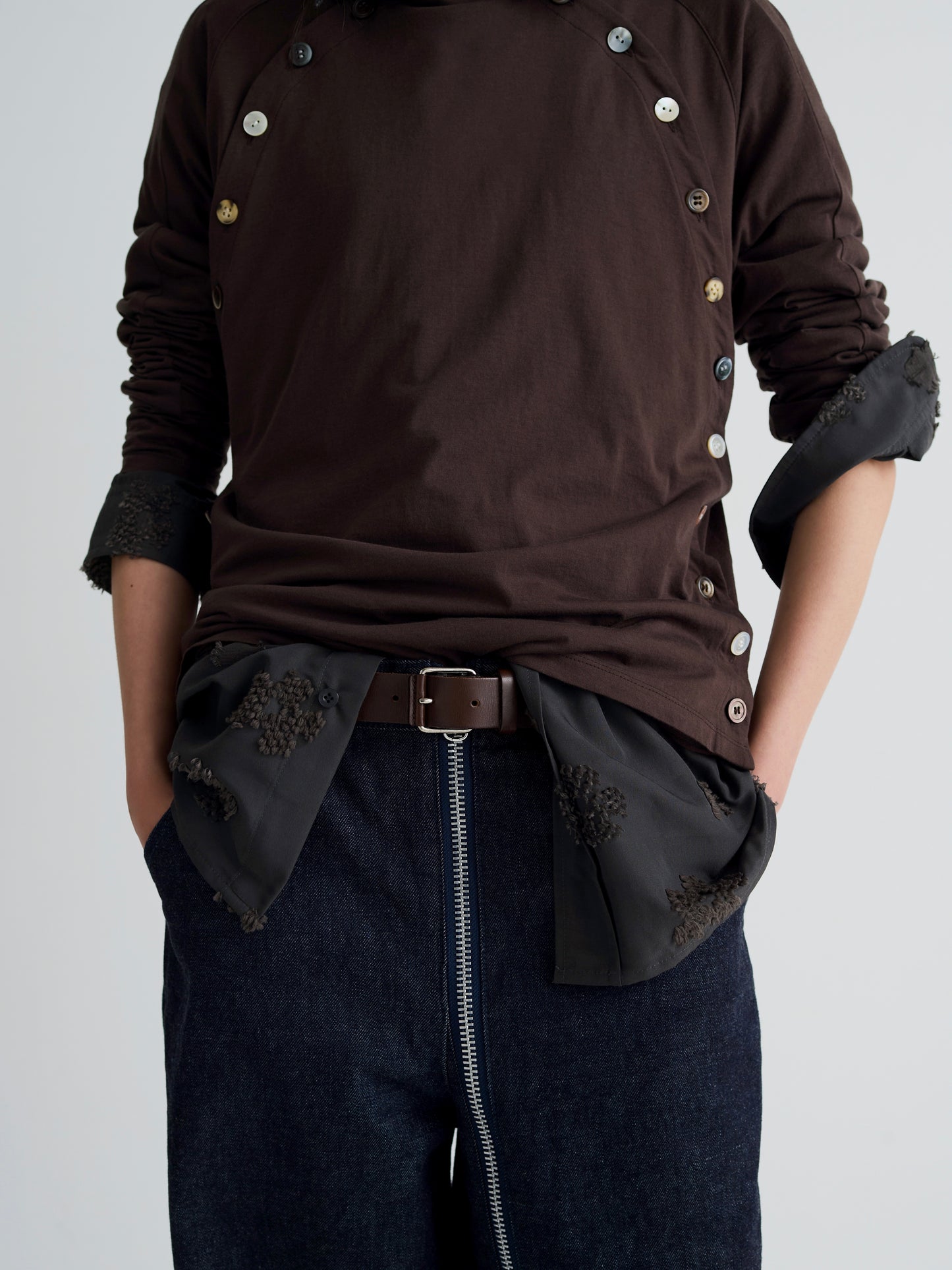 color:BROWN