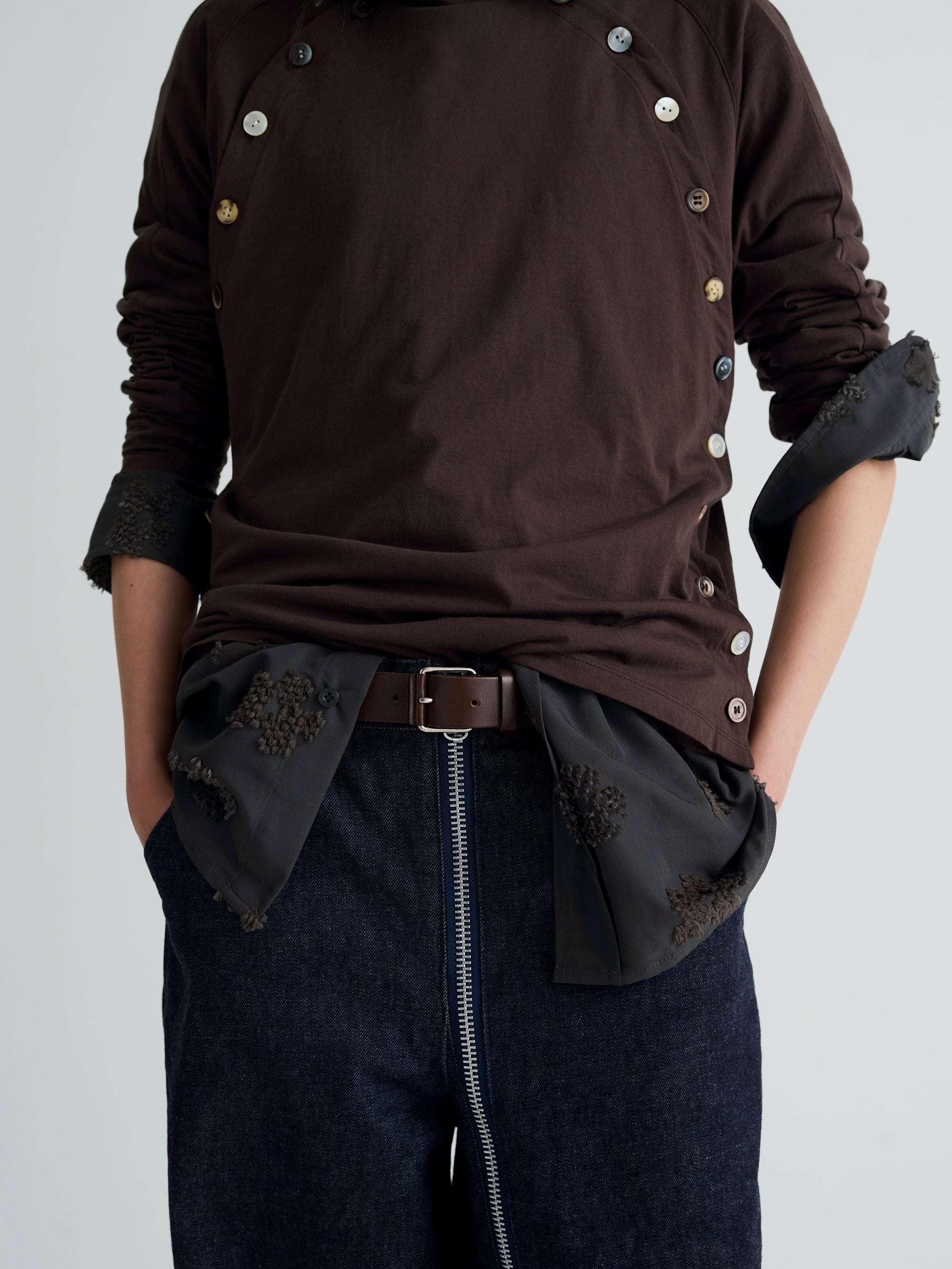 color:BROWN