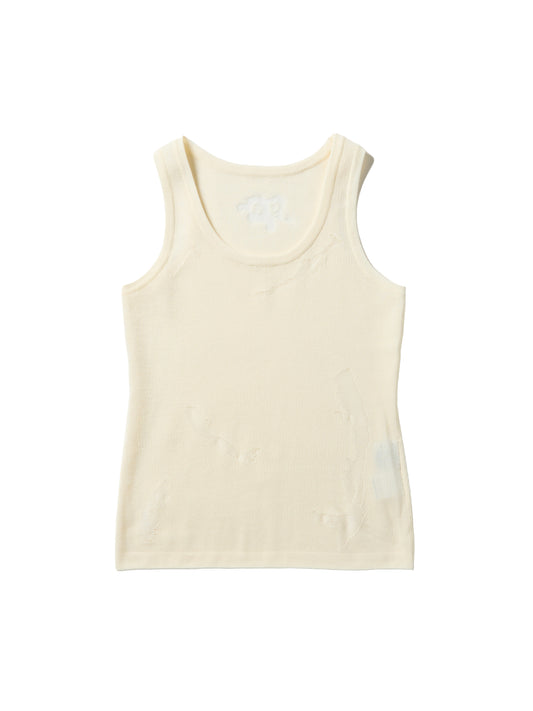 color:WHITE