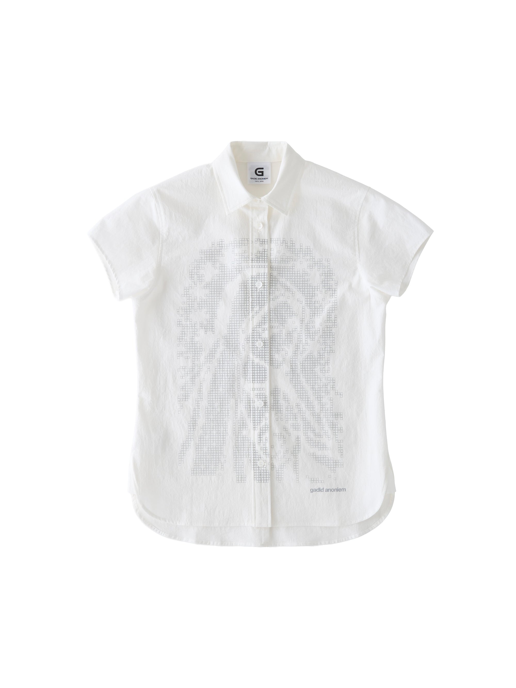 color:WHITE