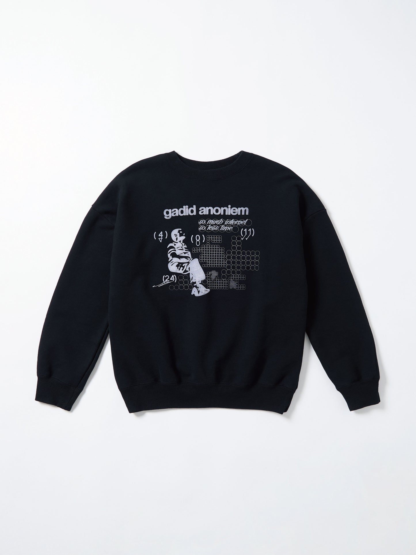 color:BLACK