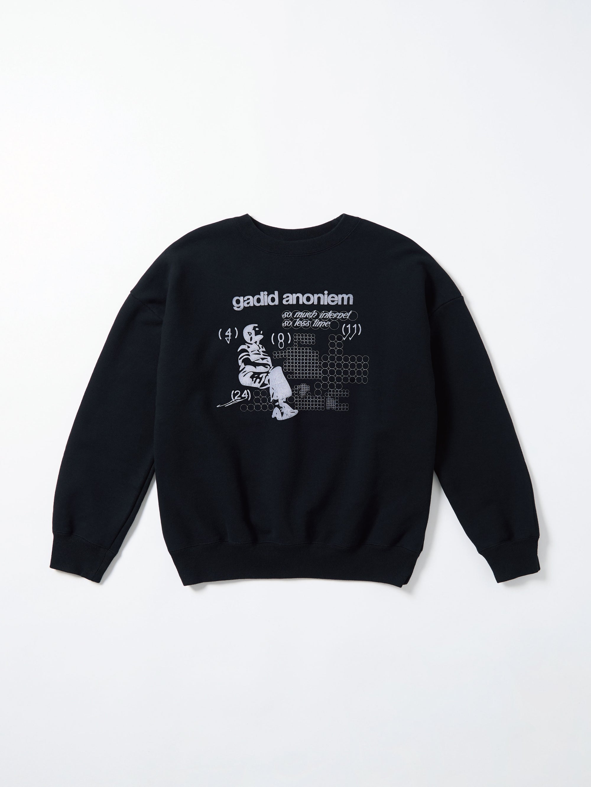 color:BLACK