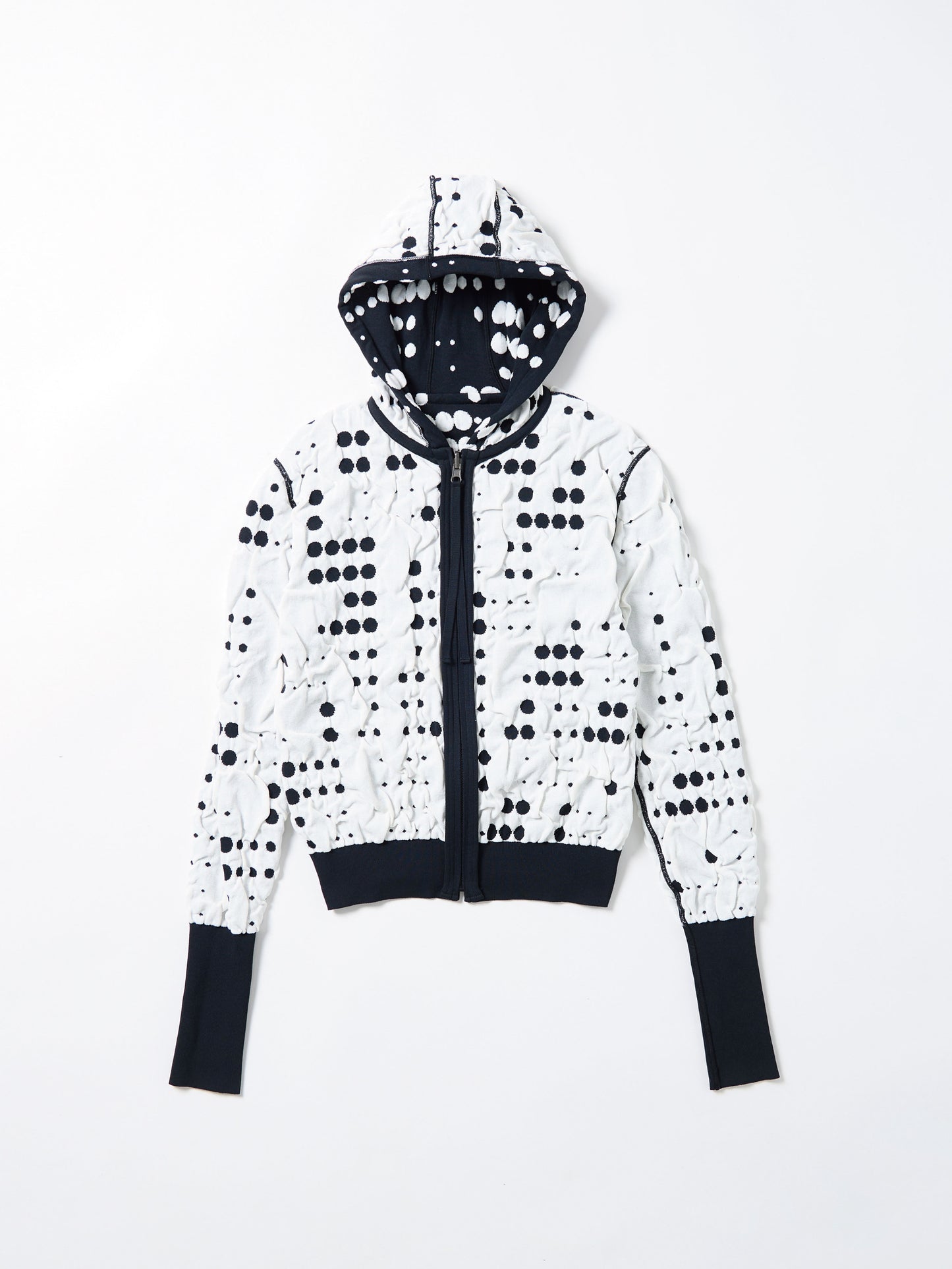 color:BLACK