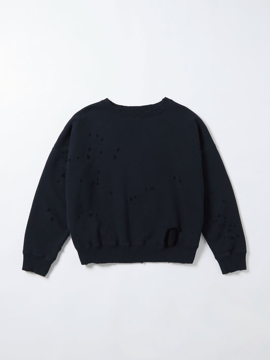 color:BLACK