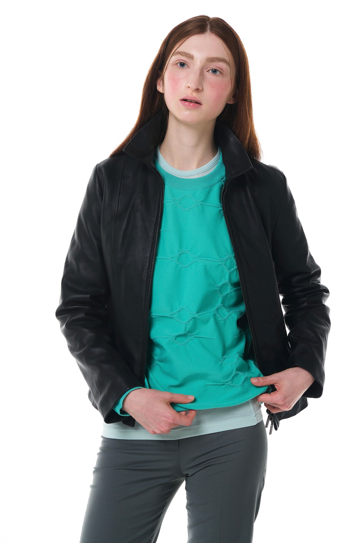 color:MINT