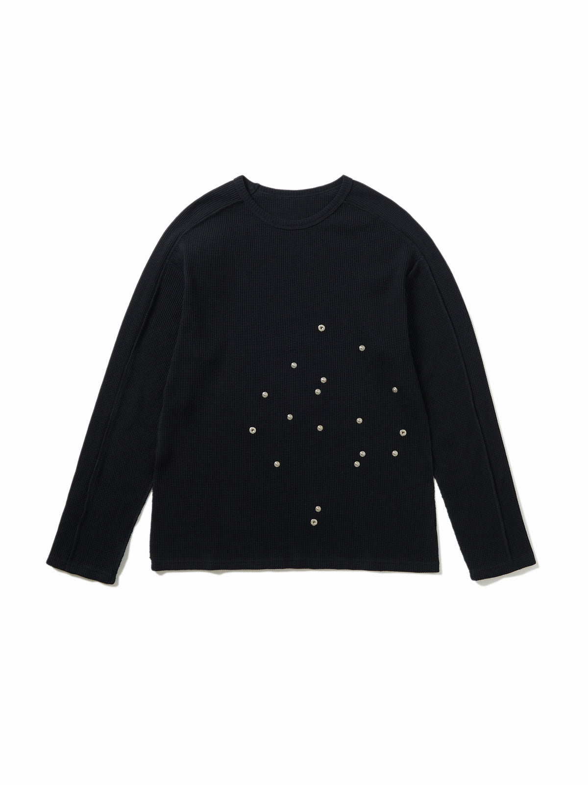 color:BLACK