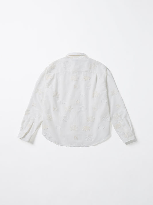 color:WHITE