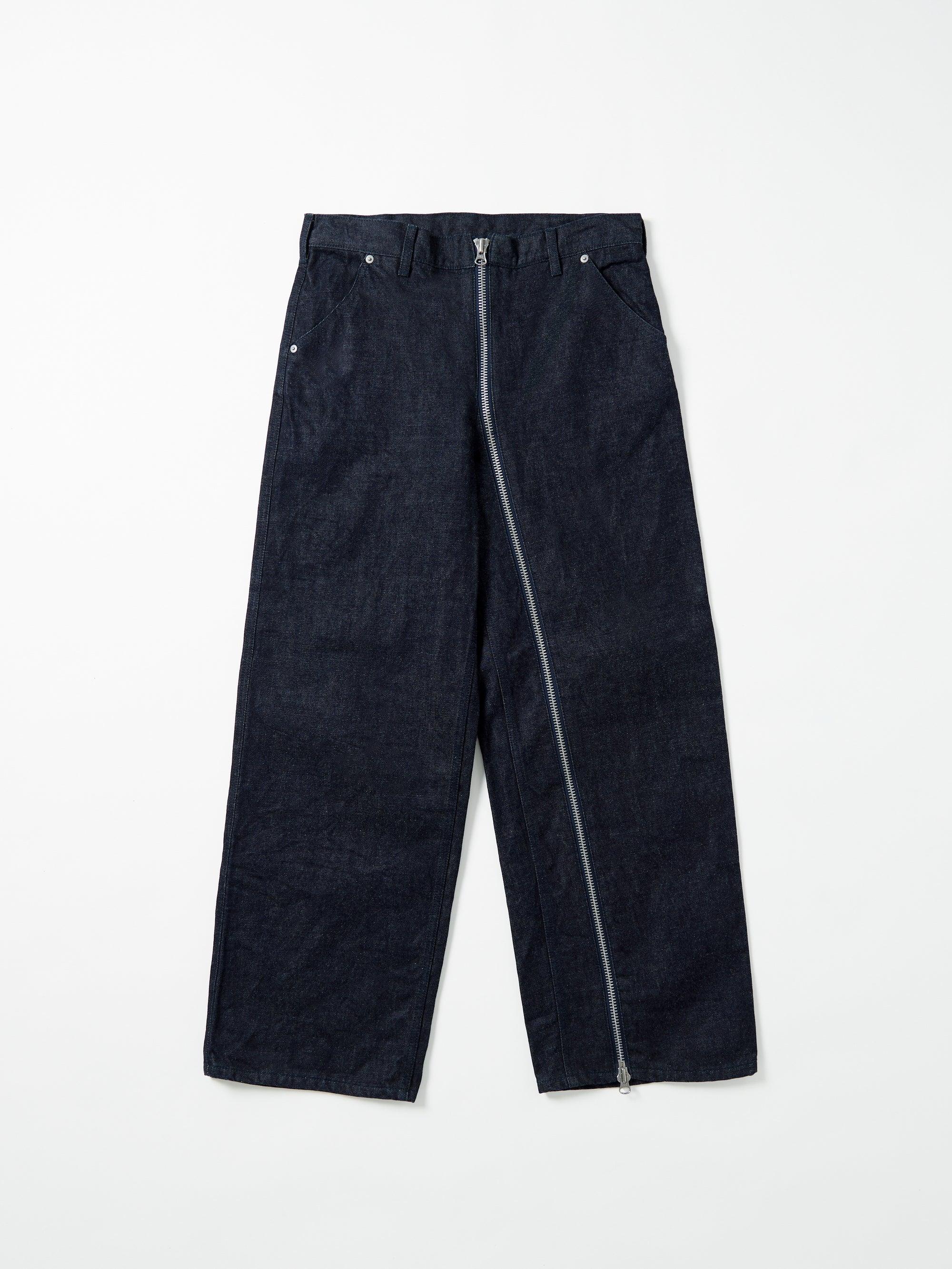 color:INDIGO