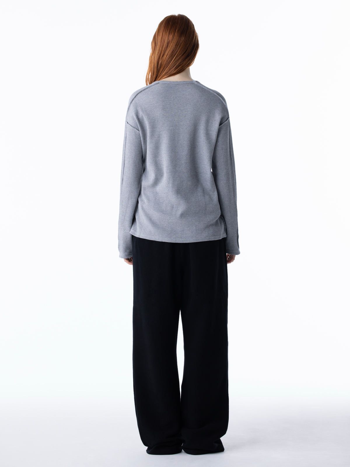 color:GREY
