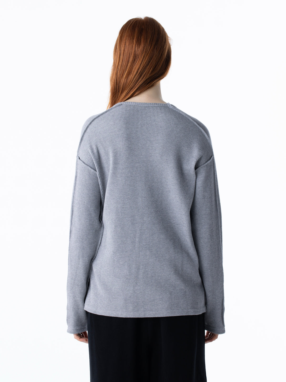 color:GREY