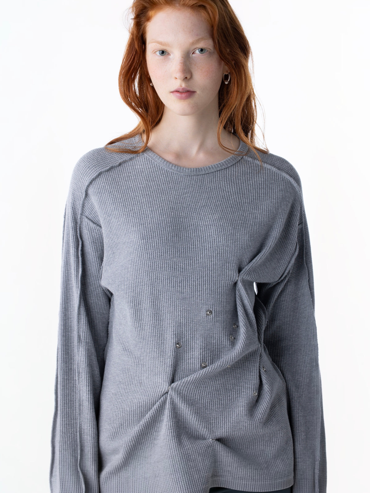 color:GREY