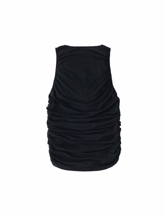 color:BLACK