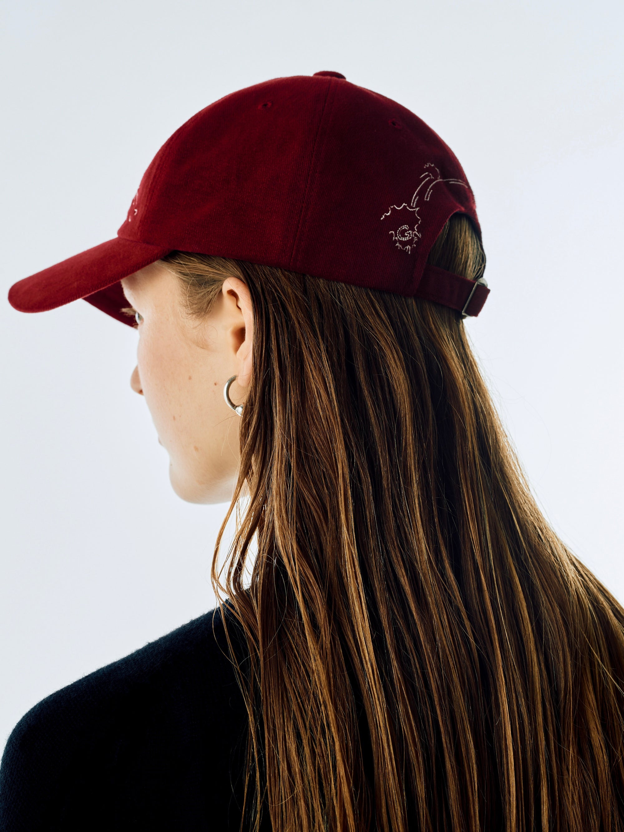 color:RED