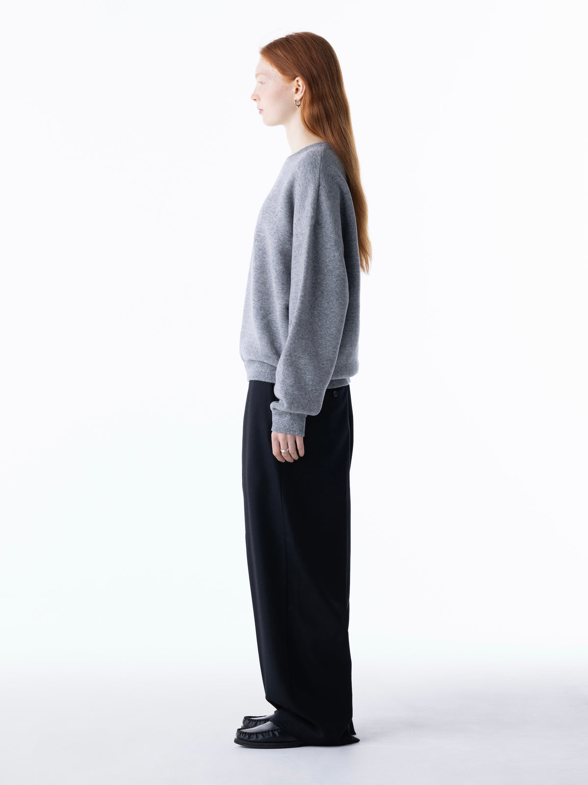 color:GREY