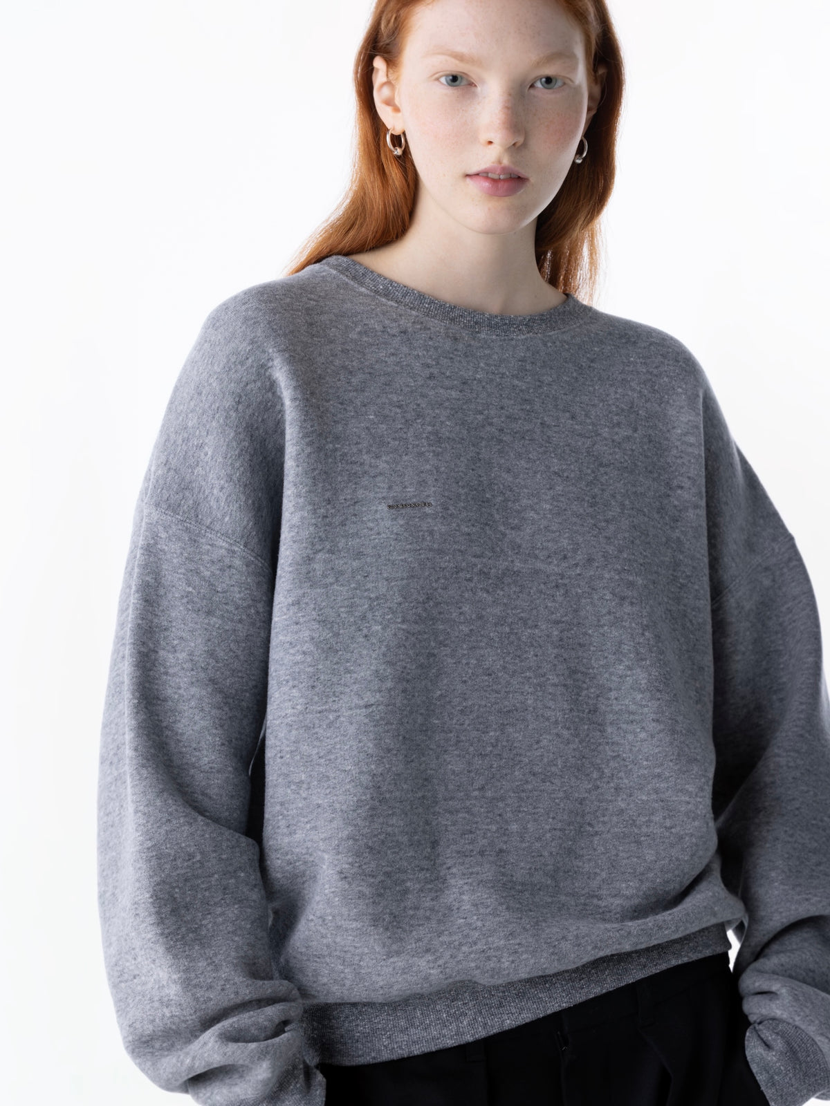 color:GREY