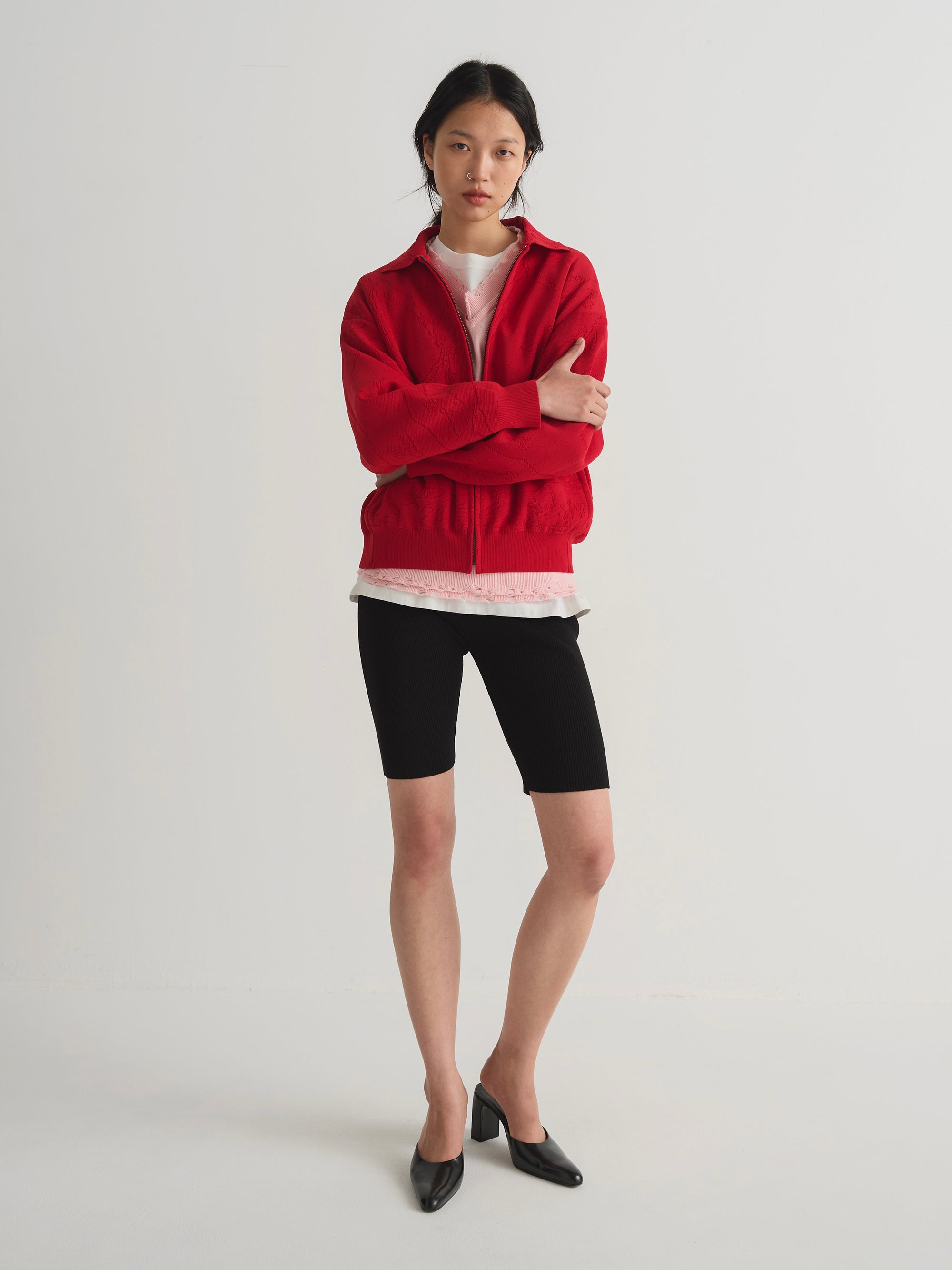 color:RED