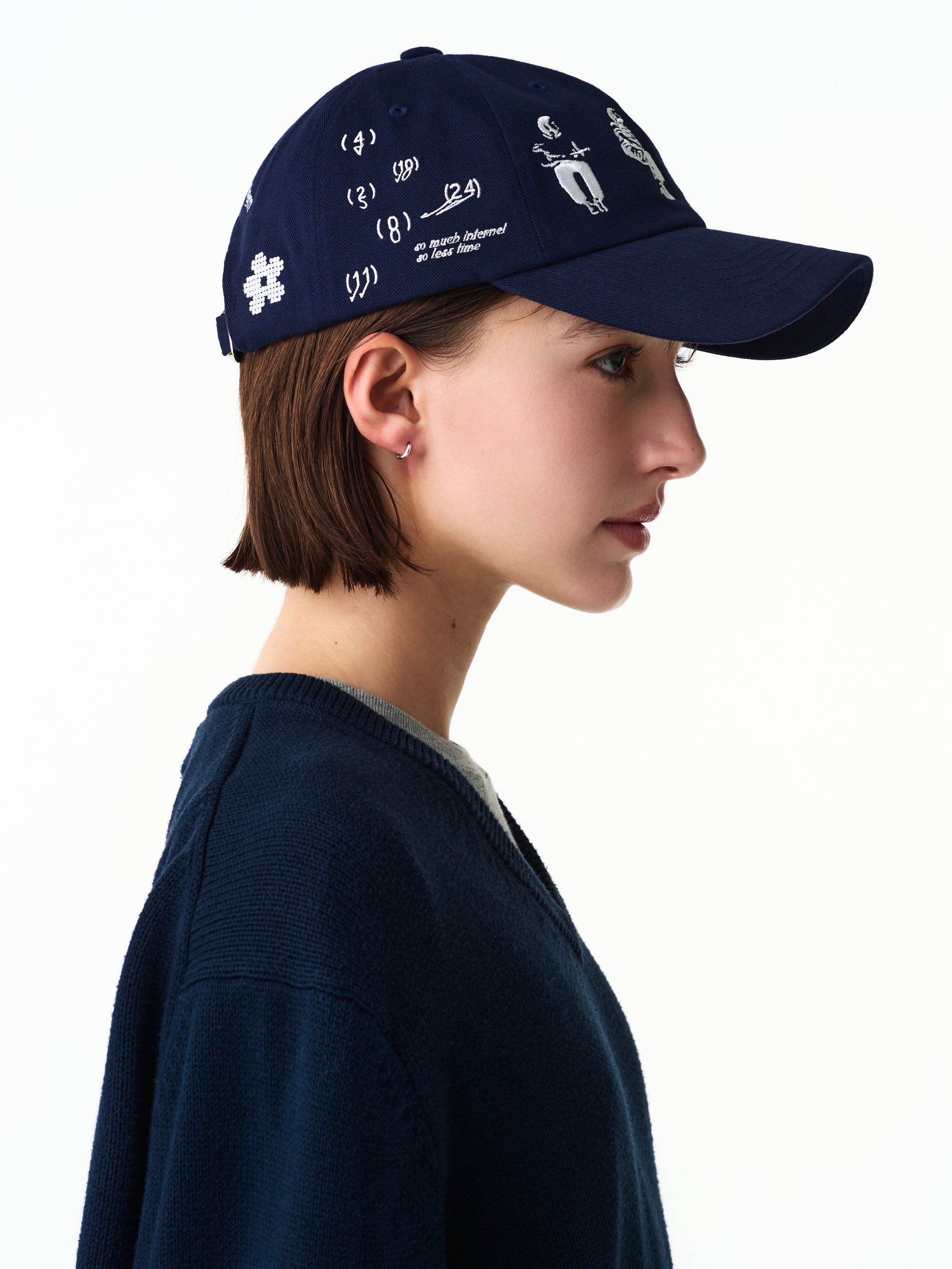 color:NAVY