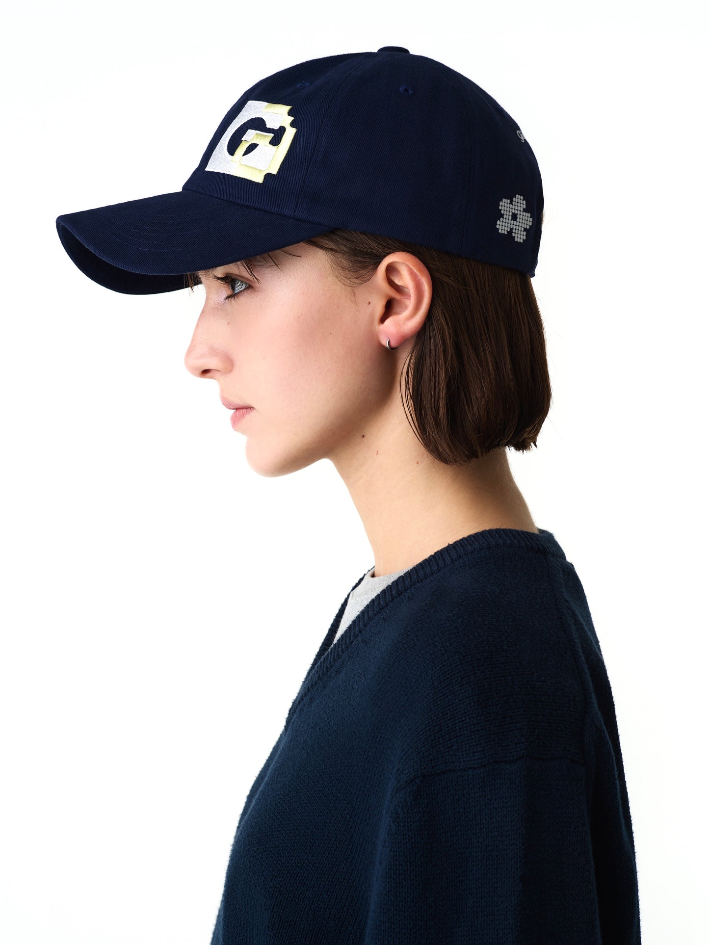color:NAVY