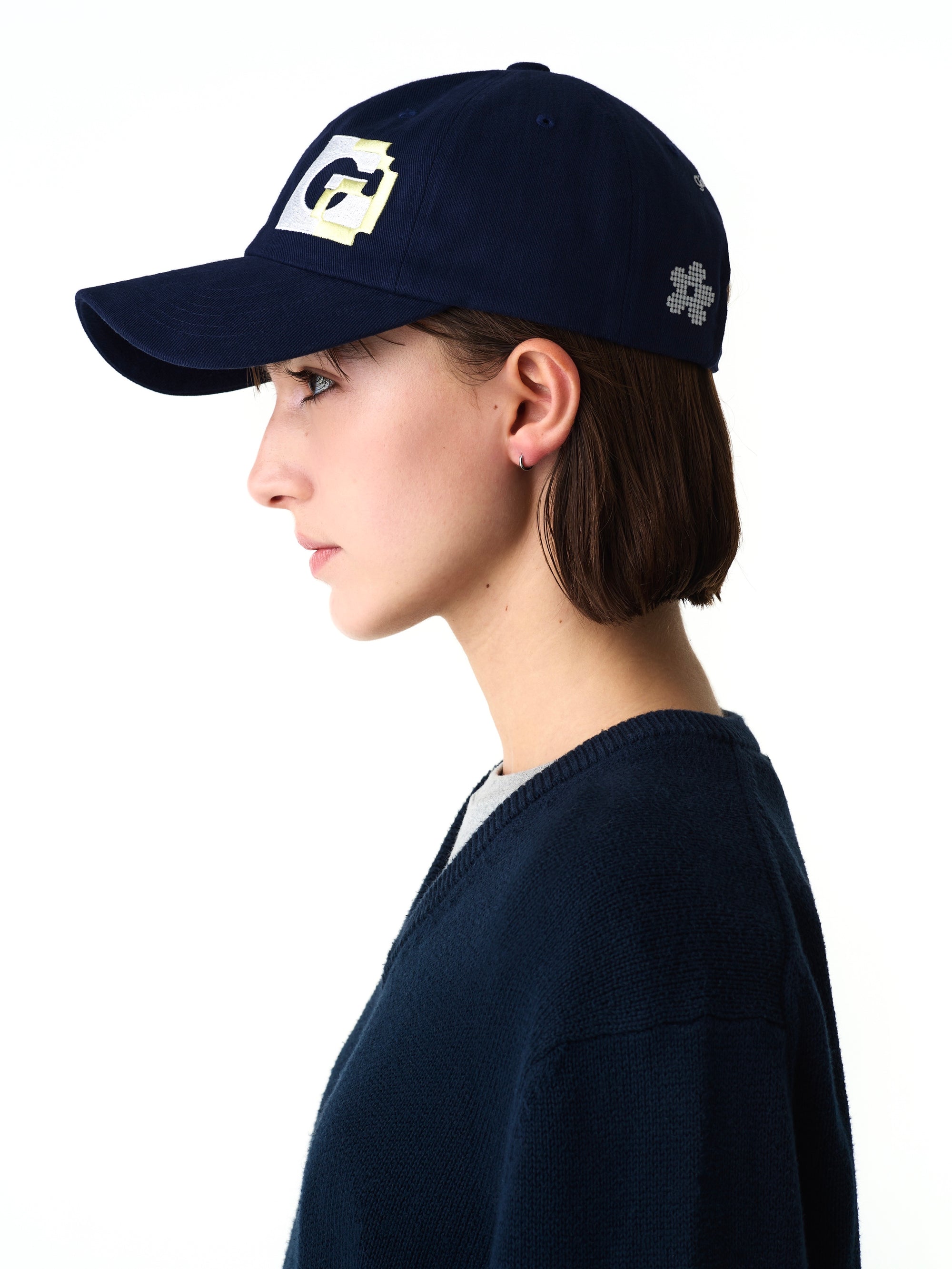 color:NAVY