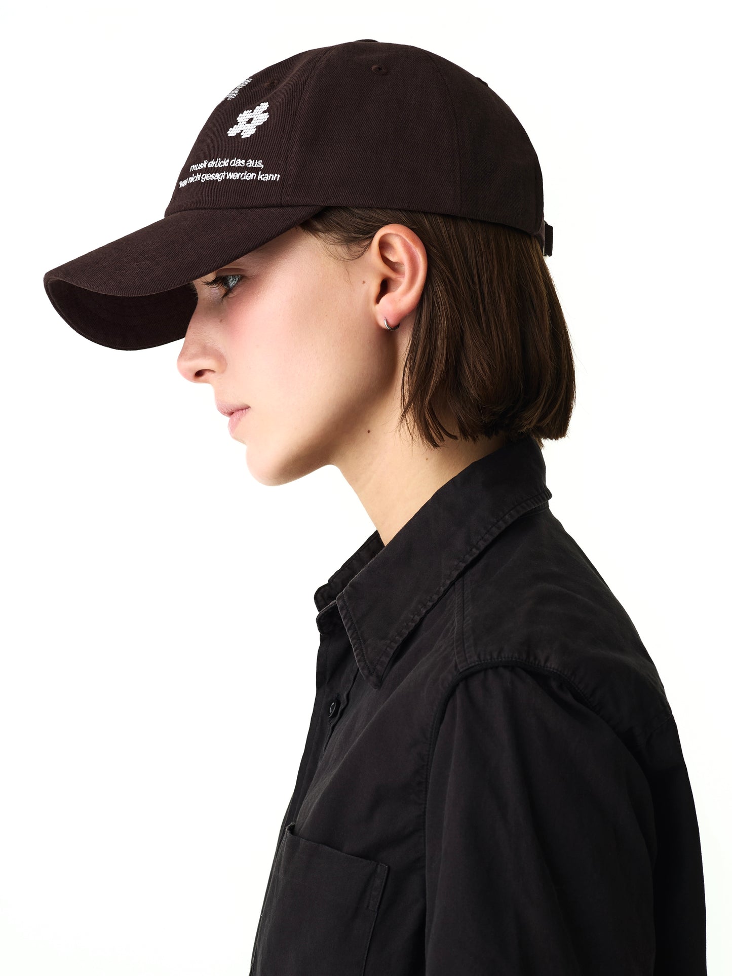 color:BROWN
