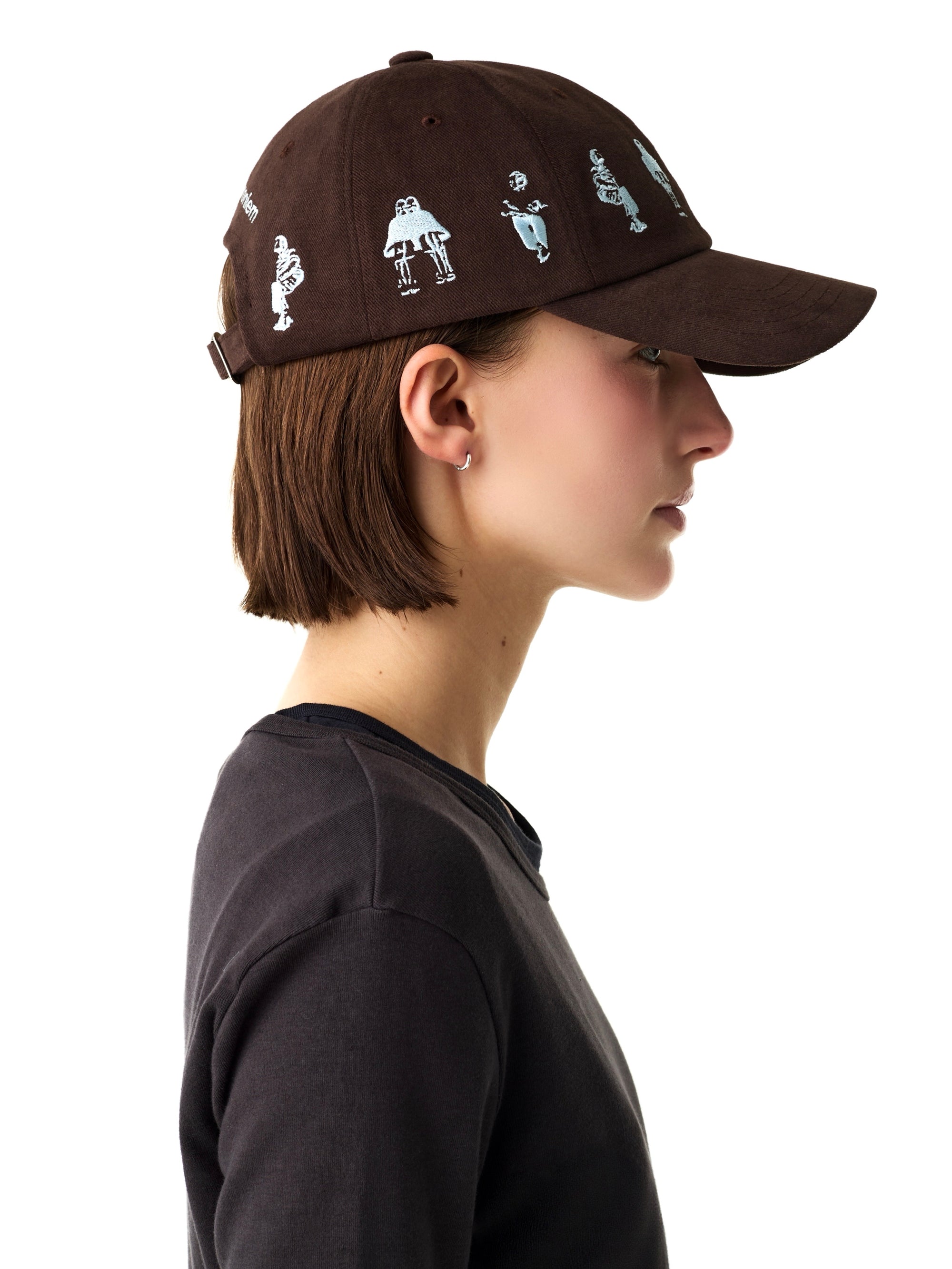 color:BROWN