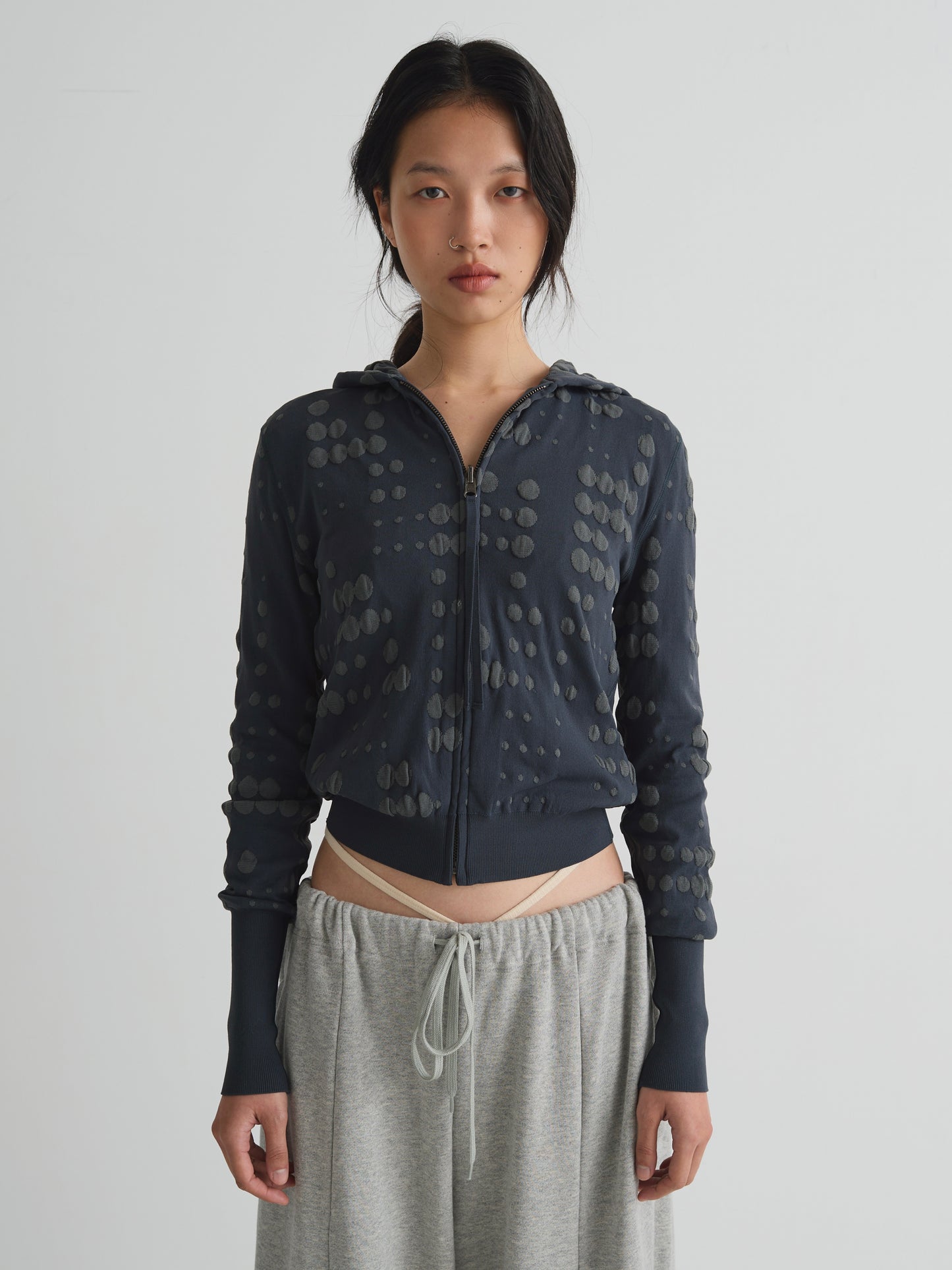 color:GREY