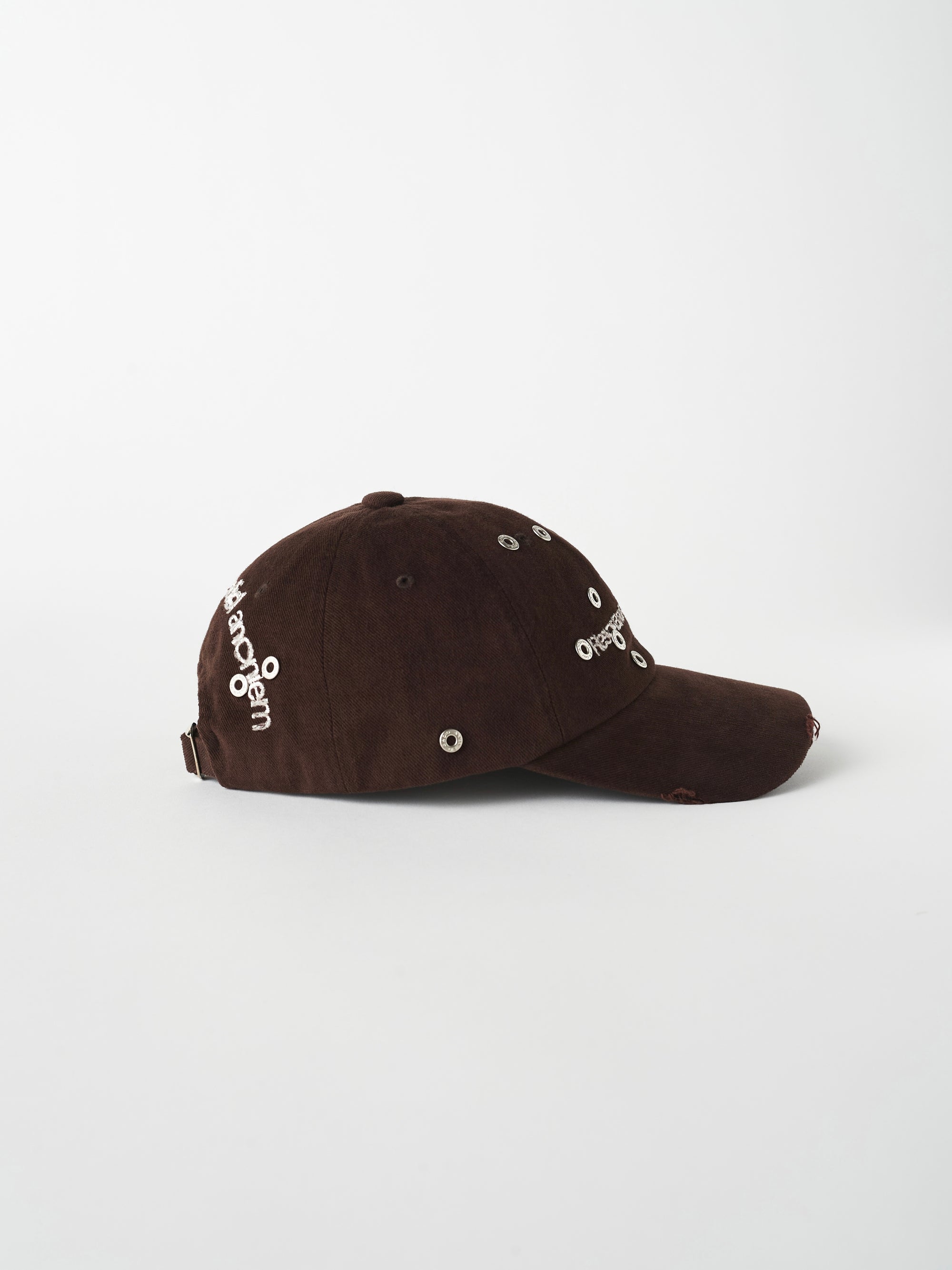 color:BROWN