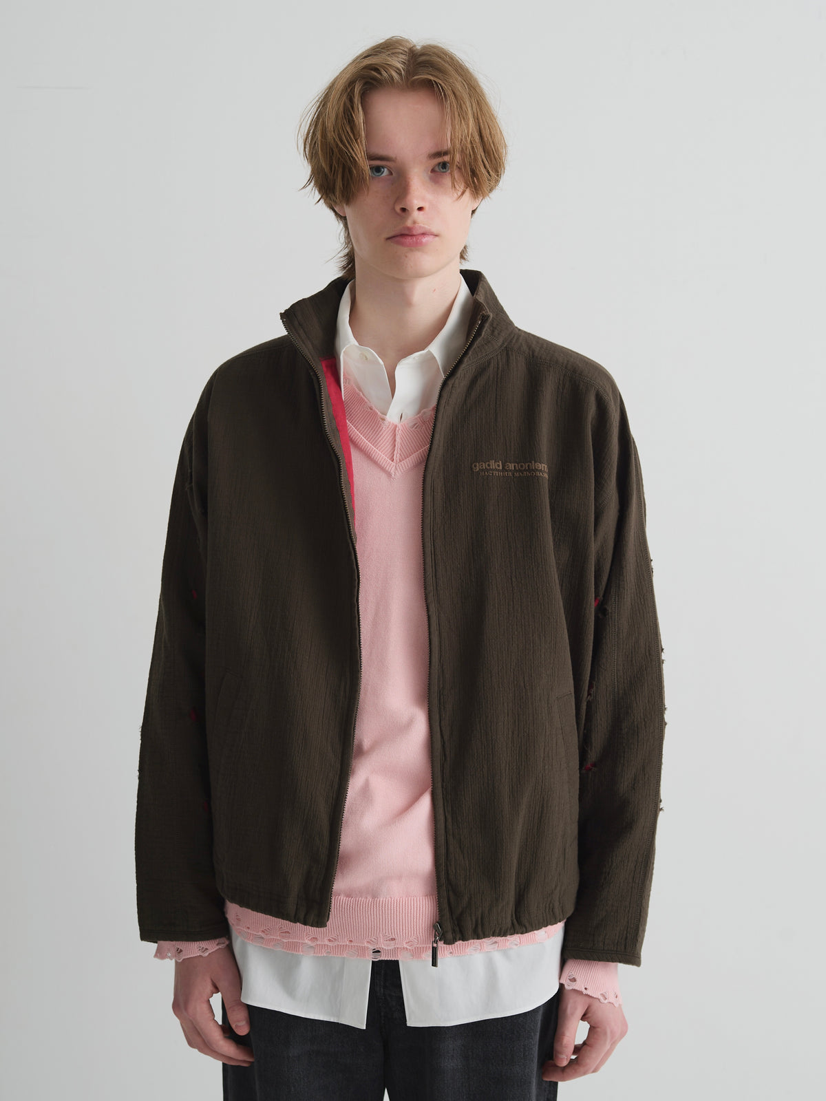 color:BROWN