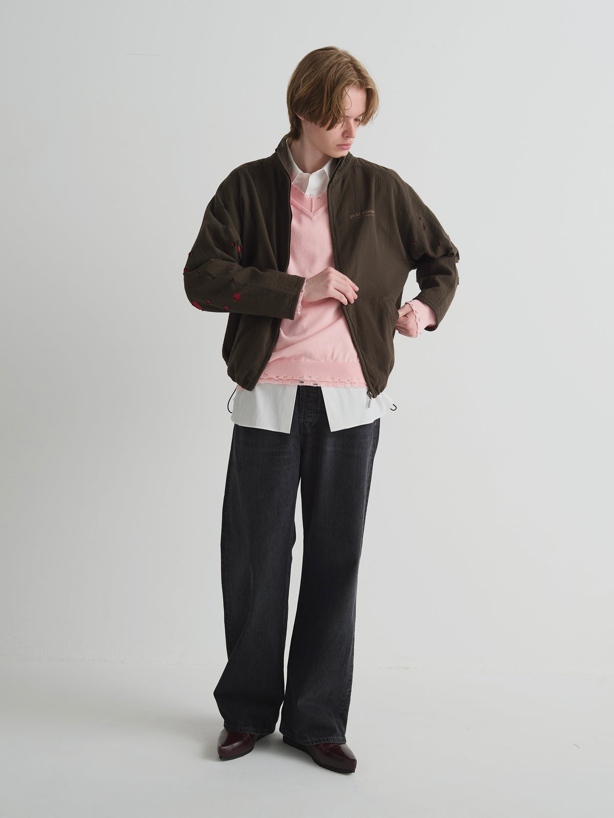 color:BROWN