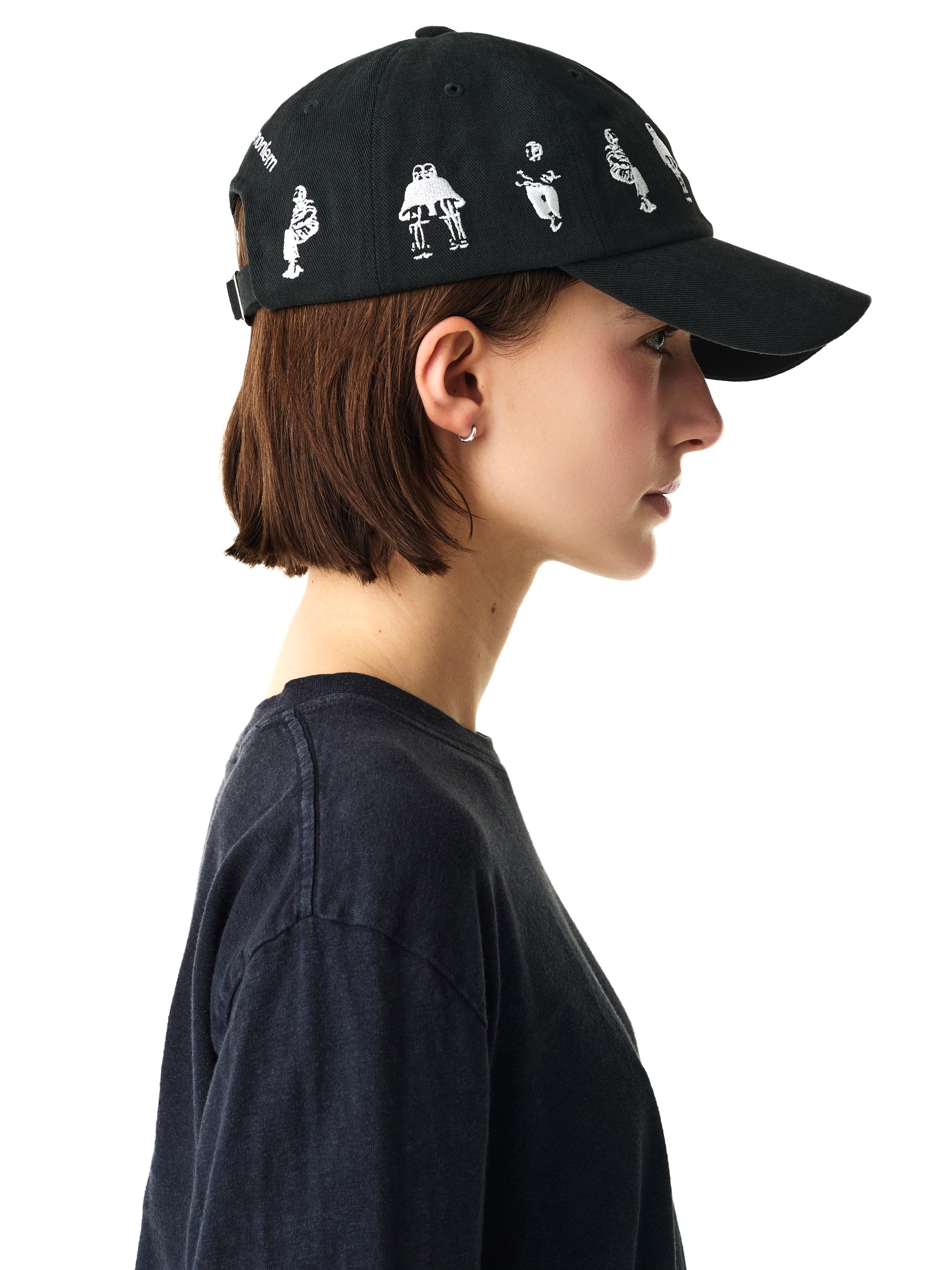color:DARK GRAY
